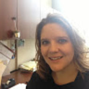 Meet your Posher, Alyson